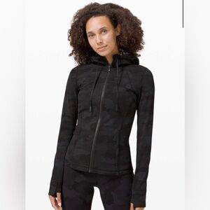 Lululemon define zip up
